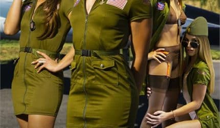 Nonton film Top Girls (2021) terbaru di Dutamovie21